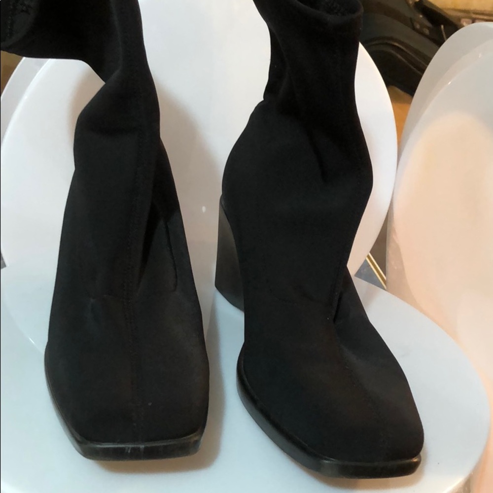 Dunnes Stretchy Ankle Boots Black Size 8.5